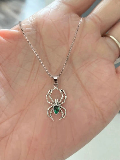 Gothic Spider Pendant Necklace for Women, Dainty Witchy Fashion Jewelry