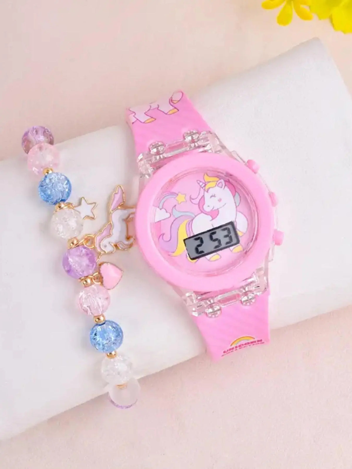 Cute Unicorn Watch & Beaded Bracelet Set – Stylish Girls’ Accessory Set
