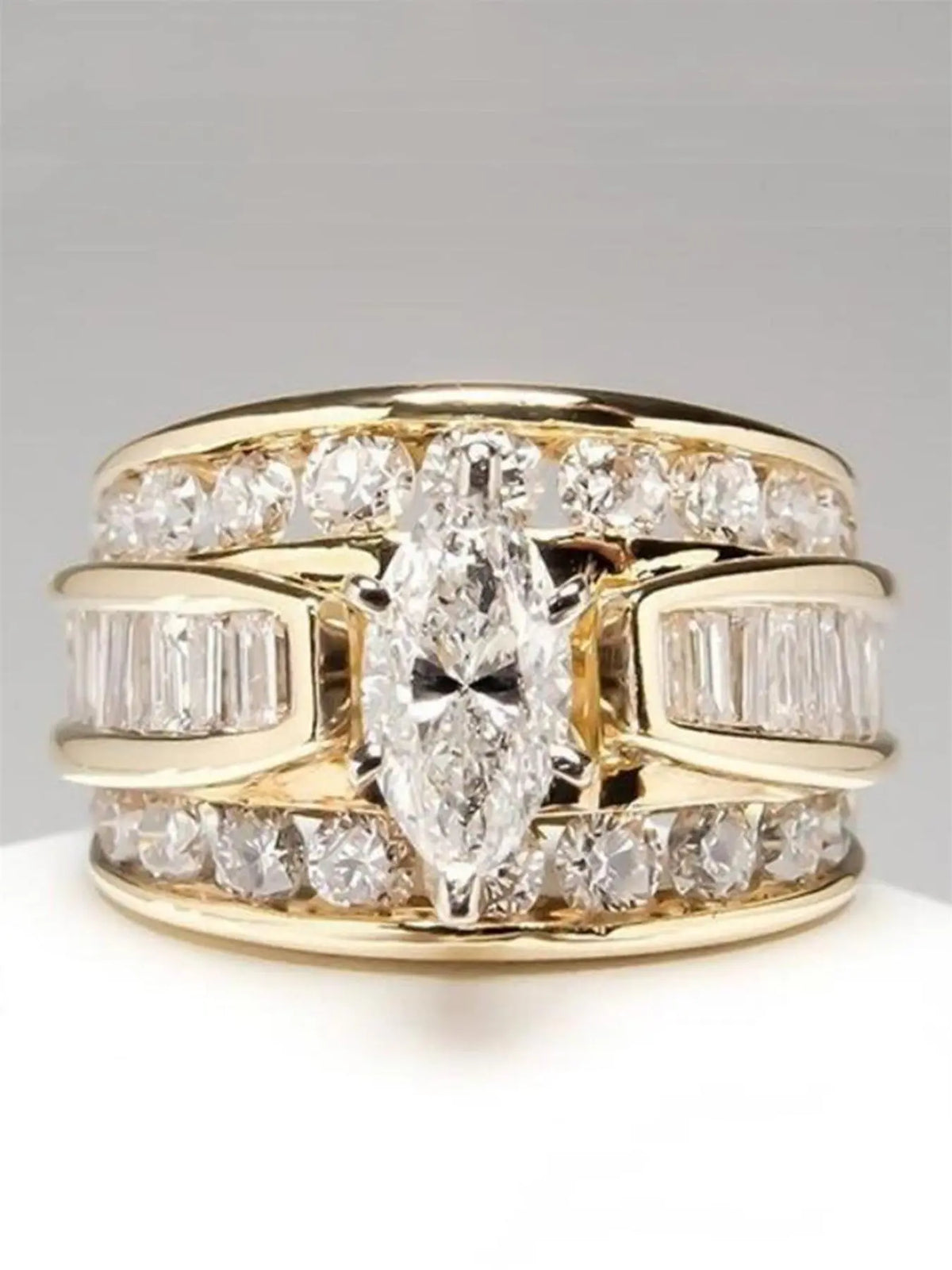 Elegant Crystal Ring for Women, Trendy Party & Everyday Jewelry