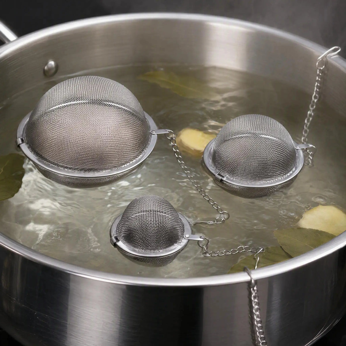Stainless Steel Spice Infuser Ball with Chain, Fine Mesh Herb & Tea Strainer for Soup, Broth, Stew, Seasoning & Cooking