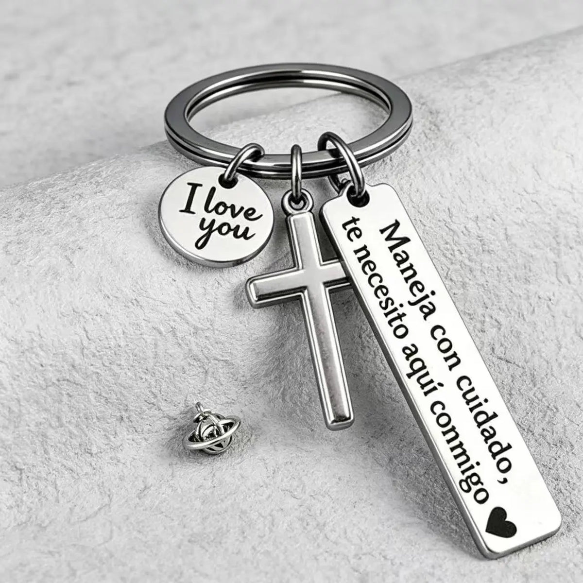 Maneja Con Cuidado Te Necesito Aquí Conmigo Keychain with Cross & "I Love You" Charm, Spanish Drive Safe Stainless Steel Keyring, Romantic Religious Gift for Him/Her Adjustable Heart Rate Couples Bracelet Set Rotating Retractable Reading Badge Holder, Key