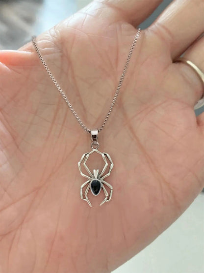 Gothic Spider Pendant Necklace for Women, Dainty Witchy Fashion Jewelry