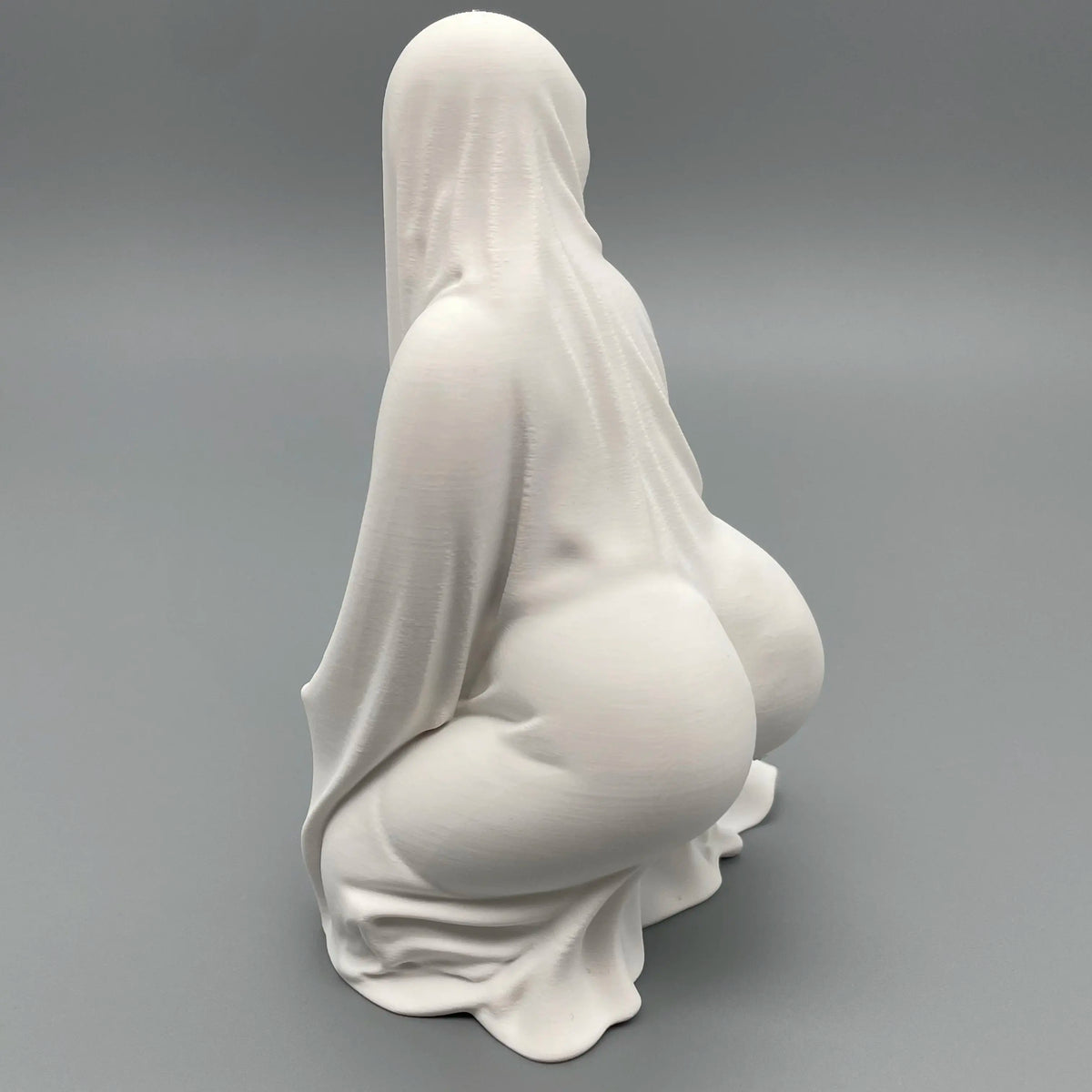 Twerking Ghost Figurine: Funny Halloween Decoration, Quirky Home & Desk Decor, Spooky Party Ornament